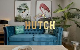 Stunning 2-Bed Town Centre Apartment - Hosted By Hutch Lifestyle